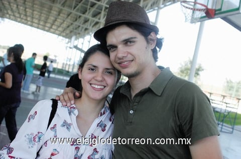 Tanya Villarreal y Jorge Márquez.
