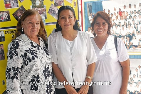 02102011 , Martha, Fanny y Estela.