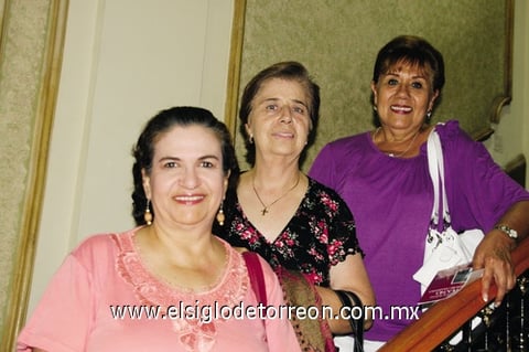 13102011 , Ludy y Lupita.