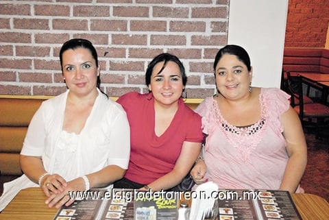 16102011 , Friné y Karina.