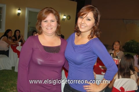 21102011  Martínez y Cynthia Jiménez.