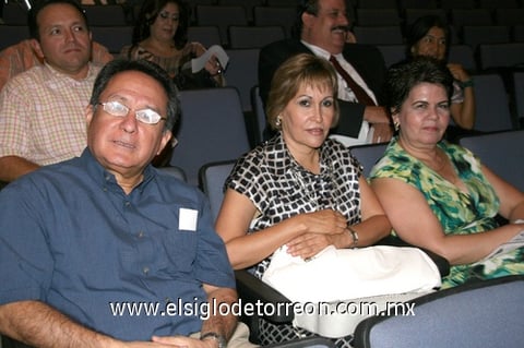 24102011 , Jesús, Yolanda y Katia.