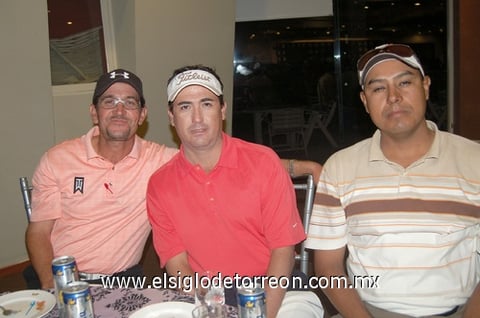 22102011  González, Mario Jaramillo y Francisco Viera.