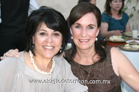 27102011  y Gabriela.