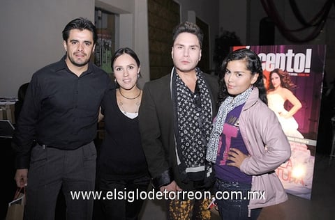 06112011 Alba, Miriam Castellanos, Yolanda Medellín y Juan José Castellanos.