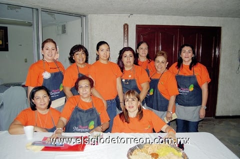 06112011  de damas del Proyecto Mariposa.