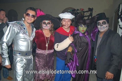 09112011 , Nely, Roberto, Karem y Roberto Ayala.