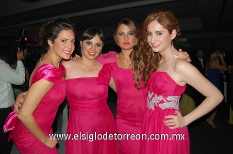 11112011  Laura Quintero, Lucero Carlos, Mayosa Barboglio y Almond González.