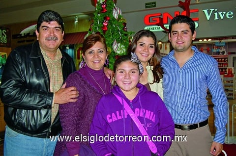 13112011 , Gabo, David y Esther.