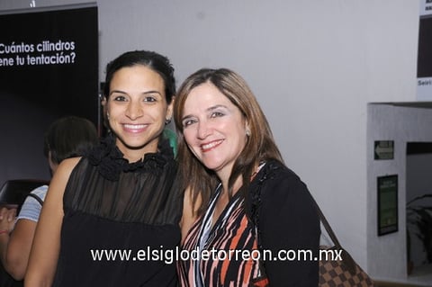 Cecy con su mamá Cecilia.