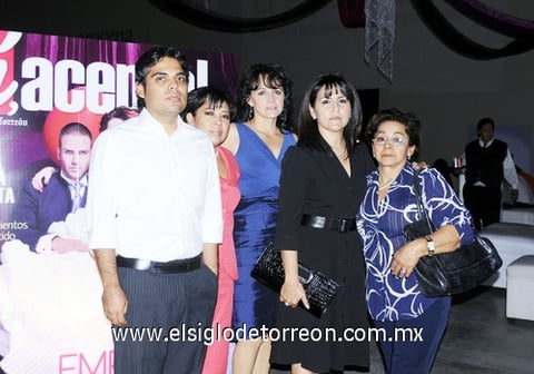 18112011  Espino, Gloria Martínez, Guadalupe Valdez, Lucy Balverde y Paty Orozco.