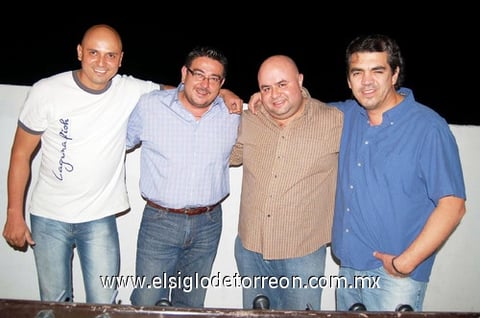 18112011  Ruiz, Quique Salas, Gabriel Estrada y Chuy Castillo.