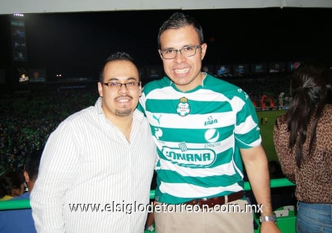 18112011  y Efrén.
