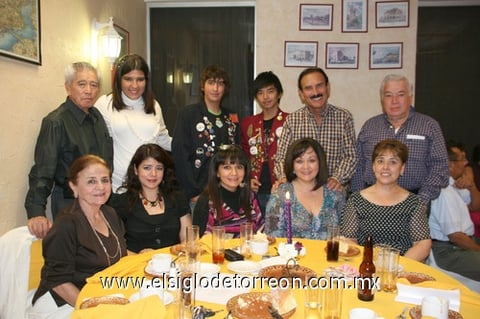 20112011 ANTONIO , Karime, Katy, Karime, Antonio, Perlita, Manolo, Leticia, Soao Batista, Tim y Katia.
