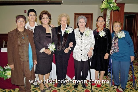 20112011 PATRICIA , Guadalupe, Elsa, Rosa, Mercedes, Elia y Elisa.