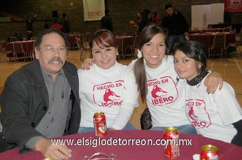 06122011 KARLA , Andrés y Alejandra.