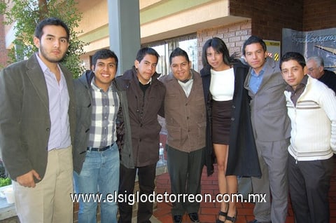 04122011 HUMBERTO , Benjamín, Gustavo, Óscar, Alessandra, Manuel e Isaac.