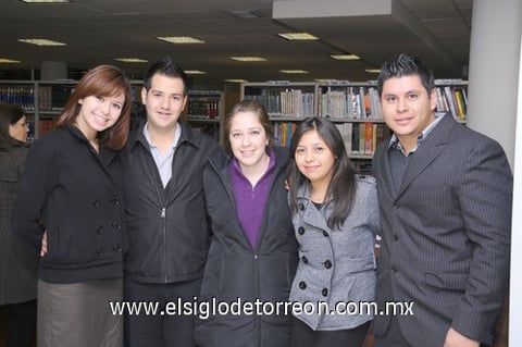07122011 MARILú  Andrade, Javier Cavazos, Cynthia Escamilla, Luisa Rodríguez y Guillermo Carrillo.