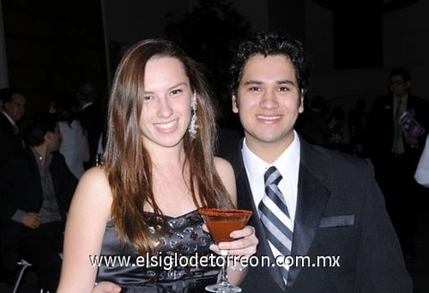 Karen Elizondo y Eduardo Sánchez.