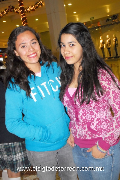 10122011 ANGIE  y Jefte.