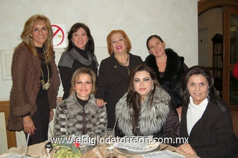 10122011 NORA , Liliana, Tita, Laura, Alejandra, Vanesa y Magda.