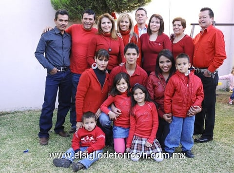 14122011 FAMILIA  García Santelices.