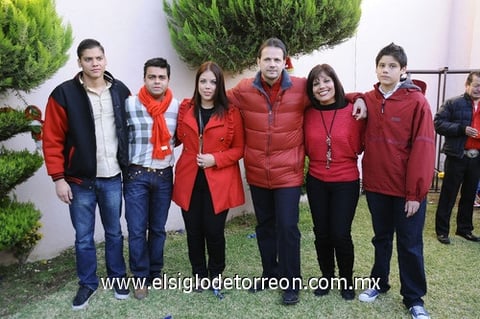 14122011 MIGUEL , Jorge, Rosy, Miguel, Martha y Ángel.