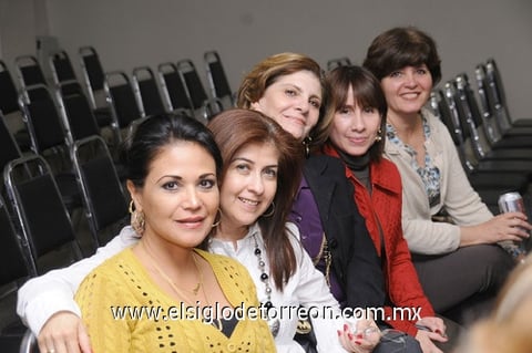 Diana, Lety, Margarita, Liz y Lola.
