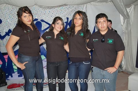 16122011 KARLA  Montiel, Angélica Romo, Vanessa Barajas y Gerardo Pantoja.