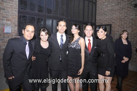 22122011 JOSé , Karla, Luis, Liz, Omar y Pamela.