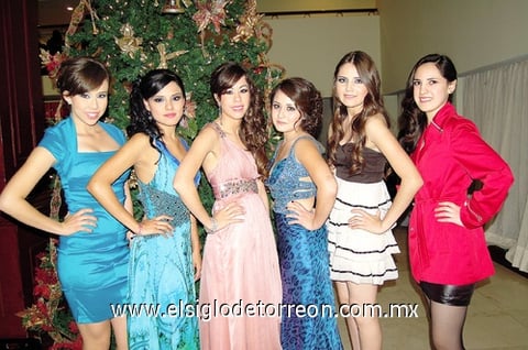 27122011 CARMEN  Lazalde, Karen Gaona, Idalia Ibarra, Carolina Cabral, Fernanda Cabral y Any Cárdenas.