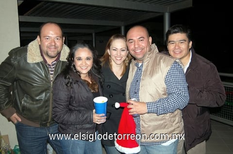 29122011 CORRAL,  Heidi, Maribel, Alberto y Rafael.