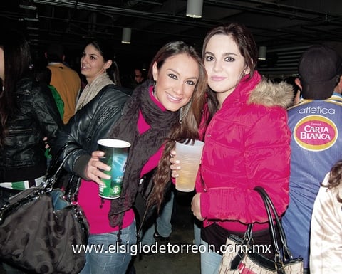 30122011 LUISA  Ortega y Lupita García.