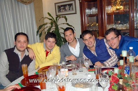 30122011 GUSTAVO , Diego, Héctor, Gerardo y Gabriel.