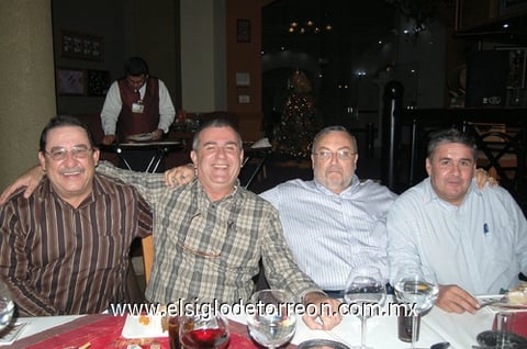 02012012 JORGE,  Gerardo, Gerardo y Eduardo.