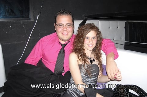 02012012 DIEGO  Medellín y Adriana Ledesma.