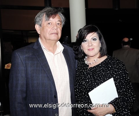 02012012 HOMERO  y Marcela.