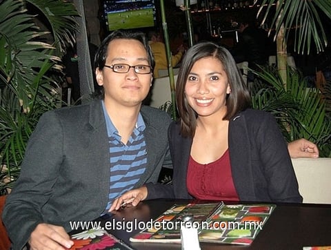02012012 JOSé  Martínez y Brenda Lozano.