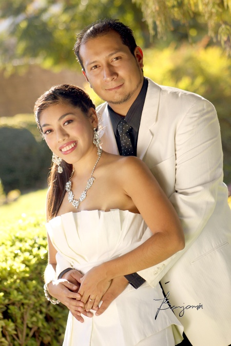 CRISTINA  Sida Godoy y Carlos Américo Gómez Rosales, contrajeron matrimonio en la parroquia de Nuestra Señora de Guadalupe en Gómez Palacio, Durango, el sábado 17 de diciembre, posteriormente se llevó a cabo una bonita recepción, en la que estuvieron acompañados de familiares y amigos, quienes los felicitaron por tan grato acontecimiento.
 Benjamin Fotografía