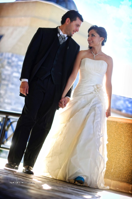 SRITA. ARIANA  Cabral López y Sr. Roberto García Leal recibieron la bendición nupcial en la iglesia de la Virgen María de la Medalla Milagrosa, el sábado 26 de noviembre de 2011. Ellos son hijos de los Sres. J. Gerardo Cabral Navarro y Mary López Gutiérrez; José Raymundo García Leal y Elsa Leal Gil.

 Maqueda Fotografía