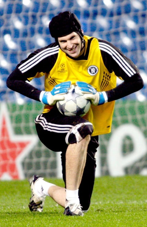 El portero del Chelsea, Petr Cech fue elegido para ocupar el quinto sitio.