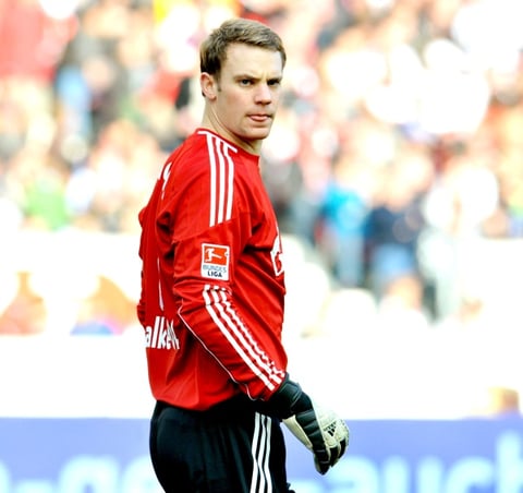 Manuel Neuer del Bayern Munich figura en el segundo lugar del listado.