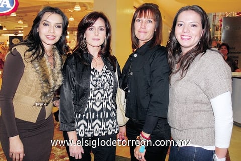 05012012 ROGELIO,  Ana Gaby, Itzel y Diego.