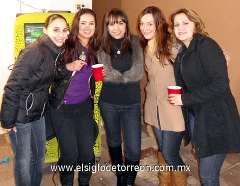 06012012 ANA PAULA  Madero, Maribel Hernández, Cris Hernández, Geo Cassani y Dely Gallegos.