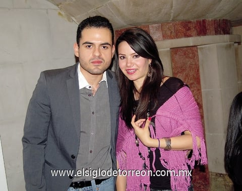 04012012 RODRIGO  Calderón y Andrea Morales.