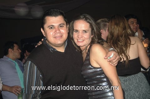05012012 ESROM  y Marcela.