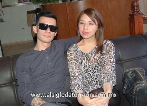 05012012 RICARDO  y Edith.