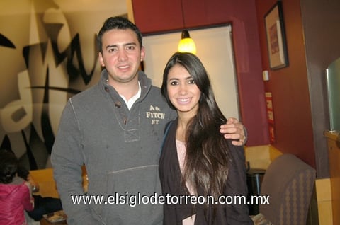 06012012 MANOLO  García y Dedia Tovalin.