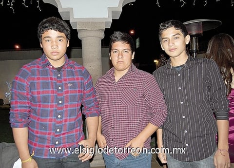 03012012 LUIS  Martínez, Lare Gutiérrez y Luis Gudiño.