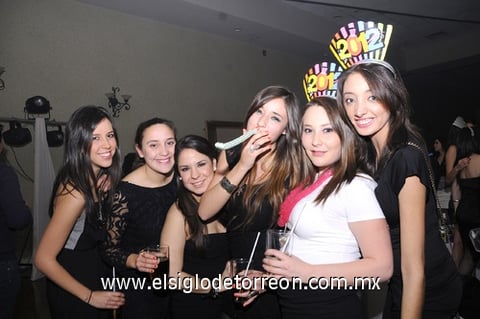 03012012 CRISTY , Patricia, Mariana, Jéssica, Gloria y Elvira.